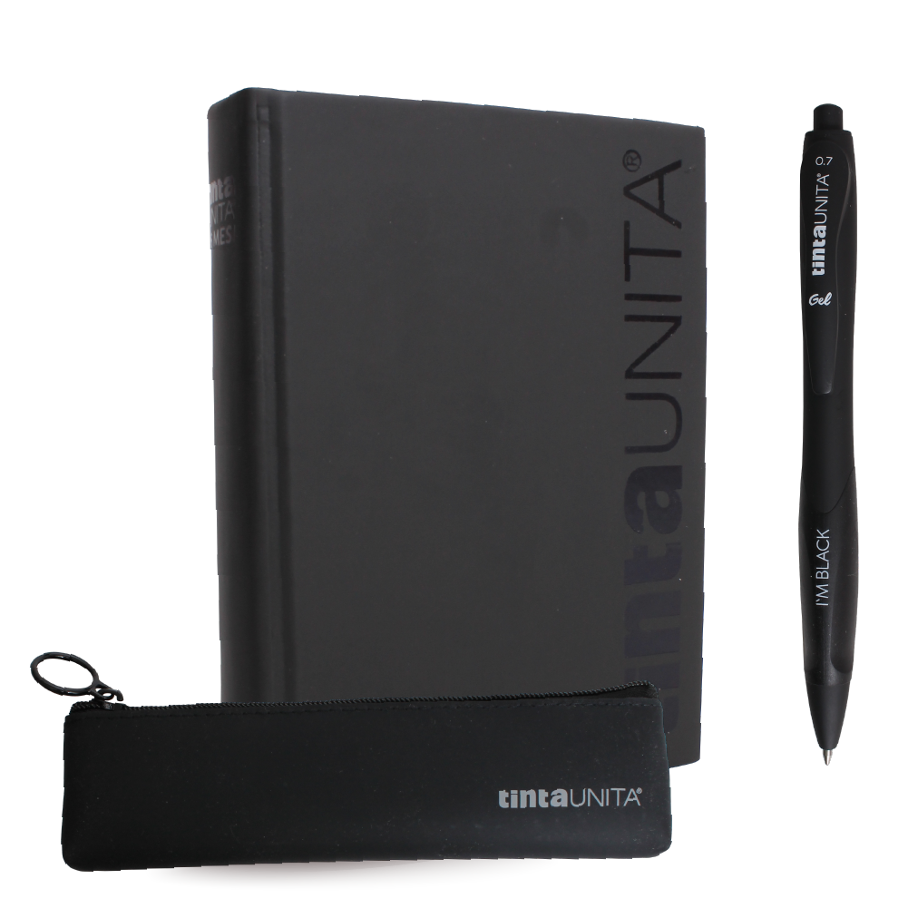 Agenda 16 mesi TU All Black con pouch in silicone e penna